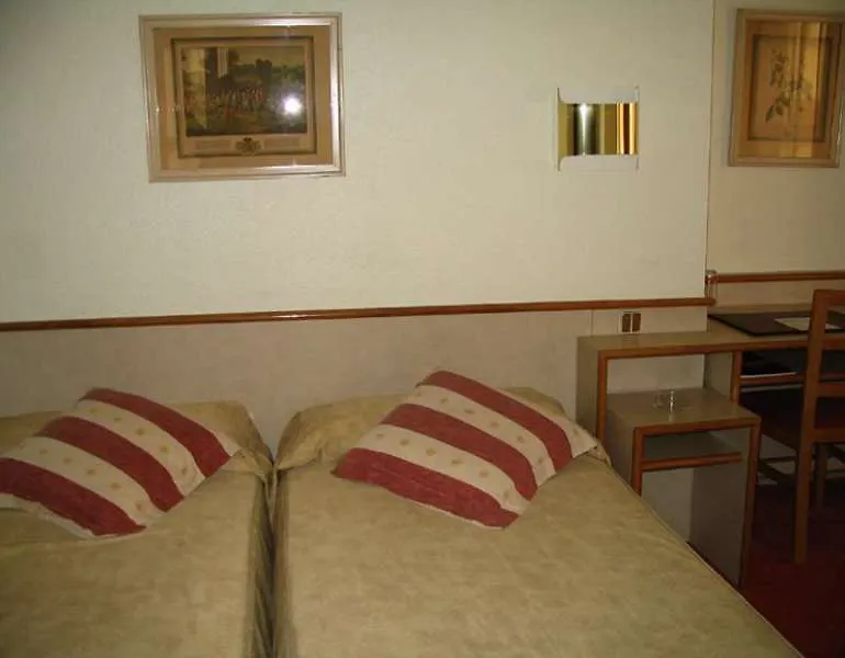 B&B Hotel Tarragona Centro Urbis 3*,