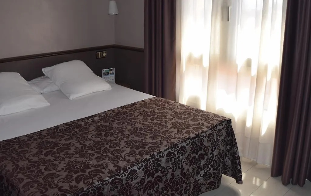 B&B Hotel Tarragona Centro Urbis 3*,